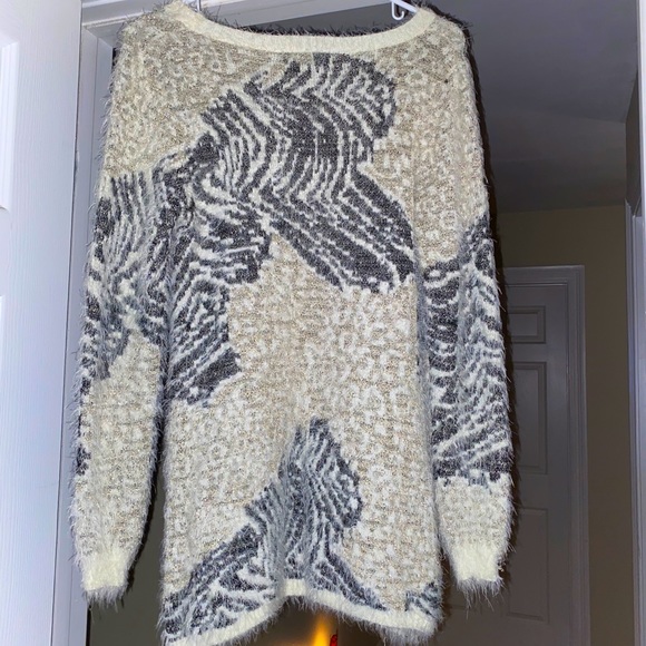Long Patterned Fuzzy Sweater - Picture 2 of 3